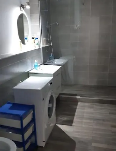 Buna Ziua Tonitza Nic. Apartmán Kluž