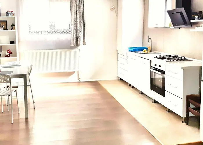 Buna Ziua Tonitza Nic. Apartmán