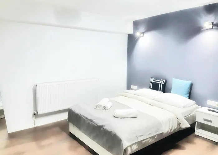 Buna Ziua Tonitza Nic.